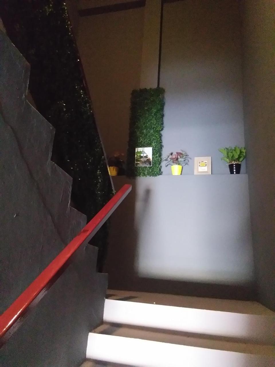 Co.Living Hostel Bandar Seri Begawan Kültér fotó