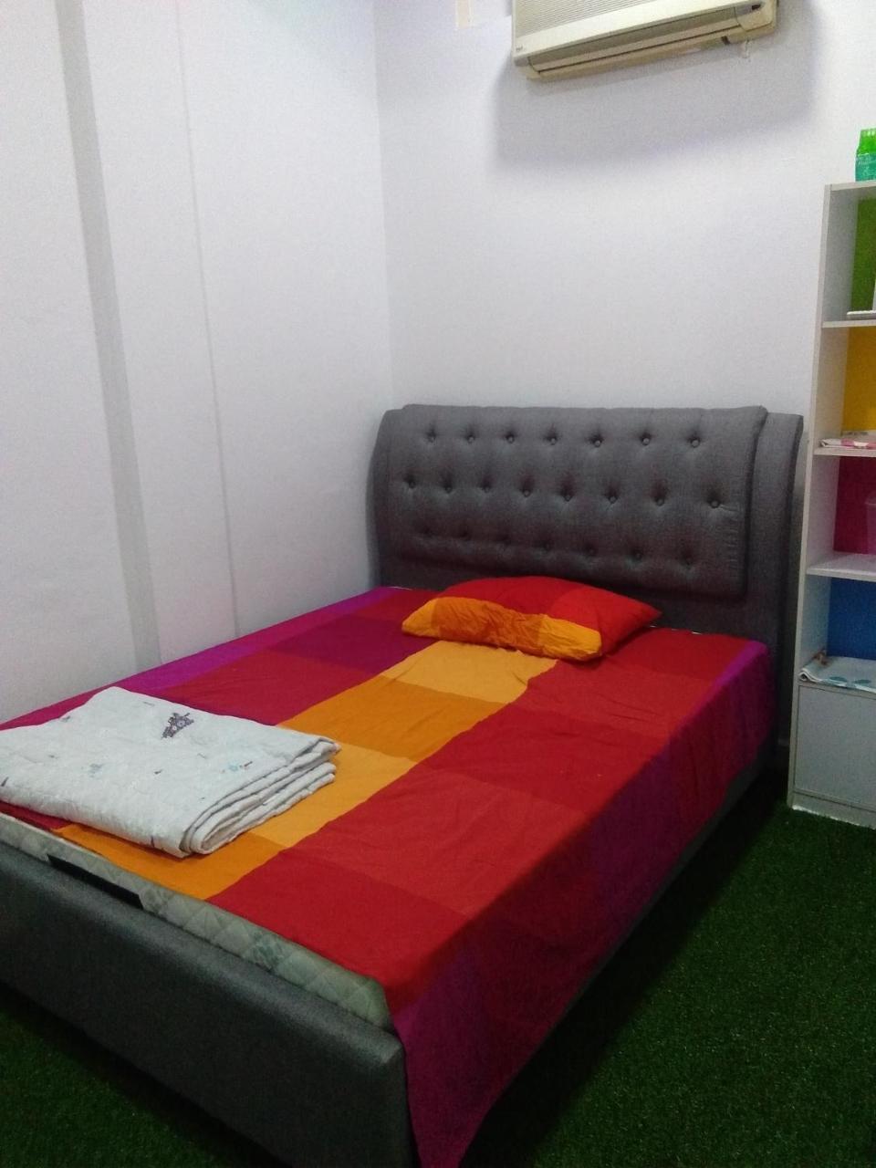 Co.Living Hostel Bandar Seri Begawan Kültér fotó